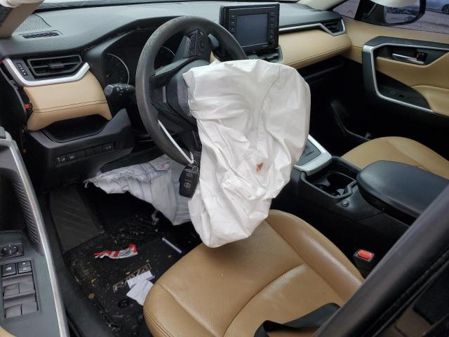 Photo 8 from auction – 2020 TOYOTA RAV4 XLE with VIN 2T3W1RFVXLC069553