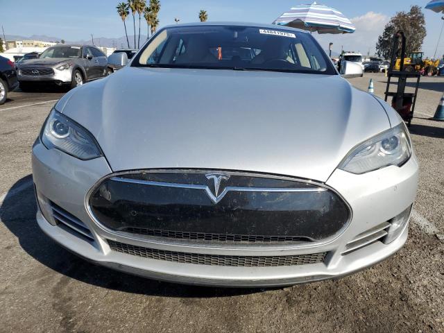 Photo 5 from auction – 2013 TESLA MODEL S with VIN 5YJSA1DN2DFP27911
