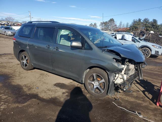 Photo 4 from auction – 2011 TOYOTA SIENNA XLE with VIN 5TDYK3DC4BS052508