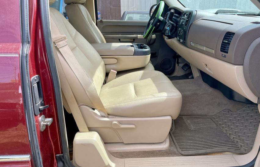 Photo 5 from auction – 2013 CHEVROLET SILVERADO with VIN 1GCRCSE08DZ117975
