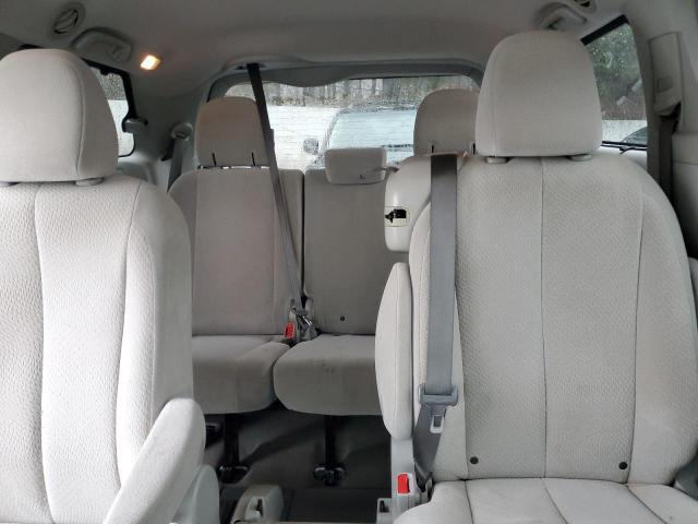 Photo 10 from auction – 2013 TOYOTA SIENNA LE with VIN 5TDKK3DC5DS377239