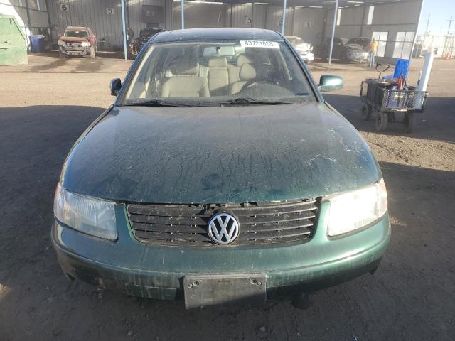 Photo 5 from auction – 2000 VOLKSWAGEN PASSAT with VIN WVWUH23B2YE284975
