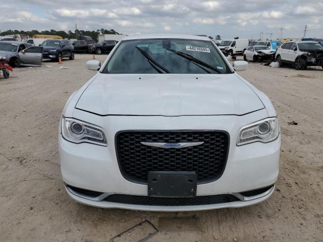 Photo 5 from auction – 2019 CHRYSLER 300 TOURIN with VIN 2C3CCAAG9KH517113
