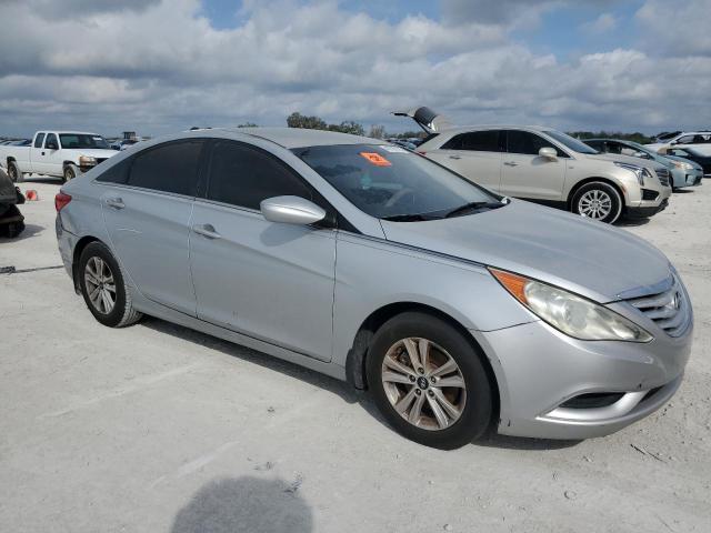 Photo 4 from auction – 2011 HYUNDAI SONATA GLS with VIN 5NPEB4AC3BH232484