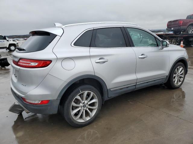Photo 3 from auction – 2017 LINCOLN MKC SELECT with VIN 5LMCJ2C92HUL14715