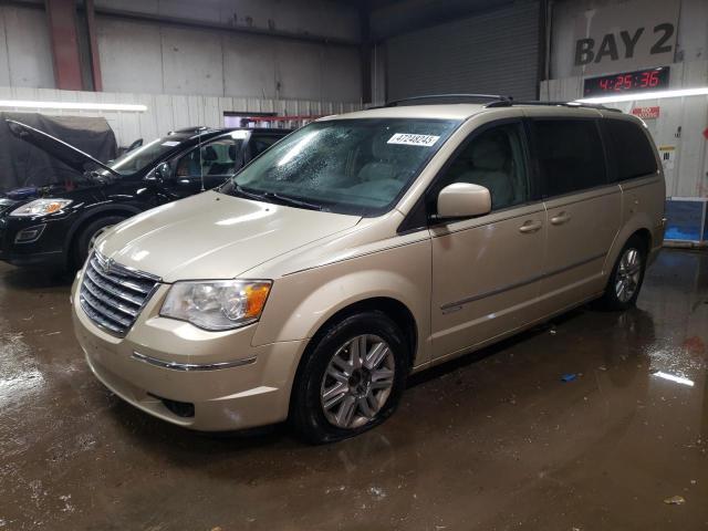 CHRYSLER TOWN & COU 2010 with VIN 2A4RR5D16AR286533 - Photo from auction