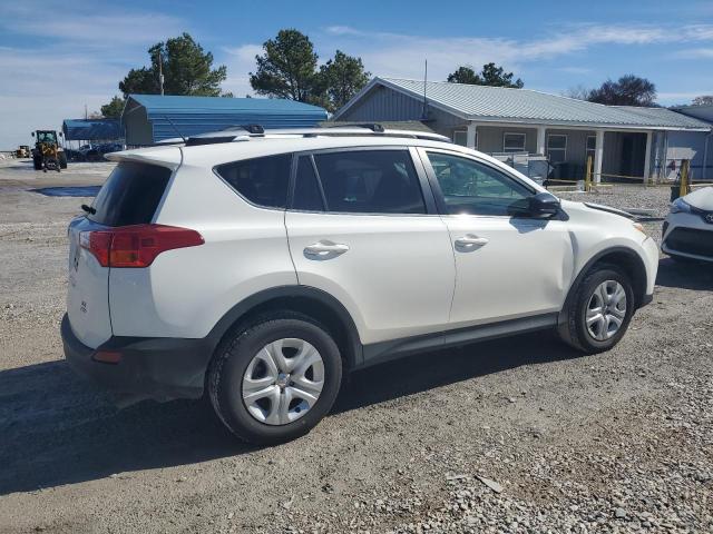 Photo 3 from auction – 2015 TOYOTA RAV4 LE with VIN JTMBFREV7FJ037887