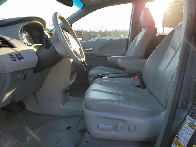 Photo 7 from auction – 2014 TOYOTA SIENNA XLE with VIN 5TDYK3DC0ES459147