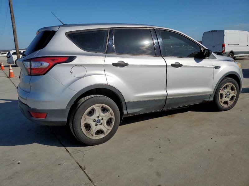 Zdjęcie 3 z aukcji – 2017 FORD ESCAPE S z VIN 1FMCU0F79HUC38399