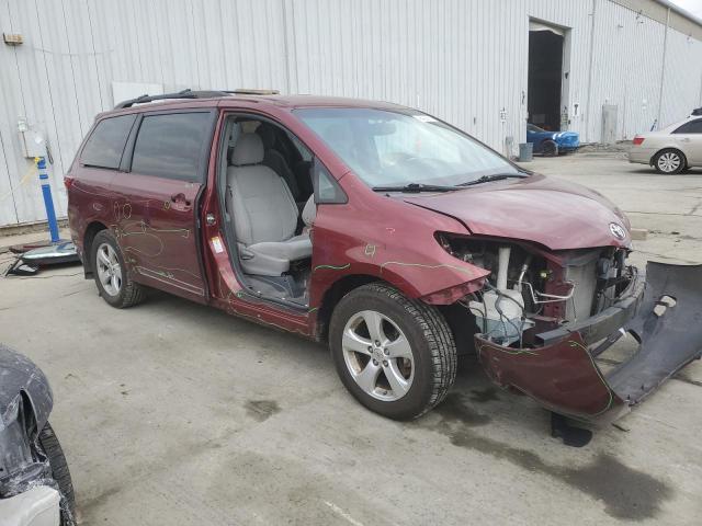 Photo 4 from auction – 2016 TOYOTA SIENNA LE with VIN 5TDKK3DC6GS762149