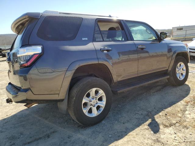 Photo 3 from auction – 2018 TOYOTA 4RUNNER SR with VIN JTEBU5JR4J5541933
