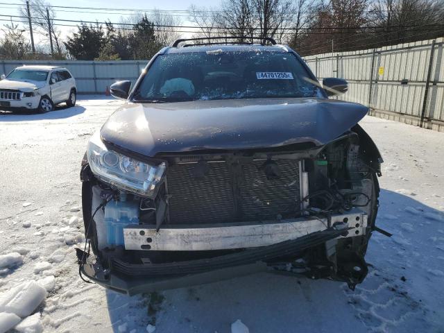Photo 5 from auction – 2019 TOYOTA HIGHLANDER with VIN 5TDJZRFH3KS622863
