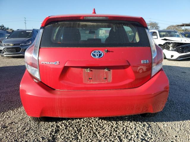 Photo 6 from auction – 2015 TOYOTA PRIUS C with VIN JTDKDTB35F1577082