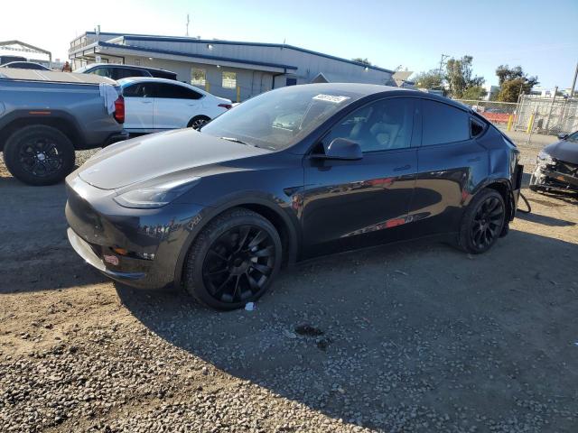 Снимка 1 от търг – 2024 TESLA MODEL Y с VIN 7SAYGAEE0RF023501