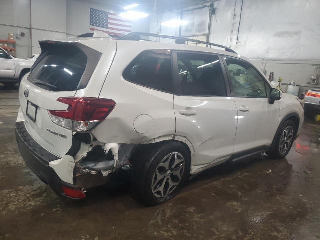 Photo 3 from auction – 2019 SUBARU FORESTER P with VIN JF2SKAEC6KH427913