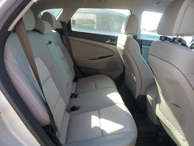Photo 11 from auction – 2017 HYUNDAI TUCSON LIM with VIN KM8J33A42HU582942