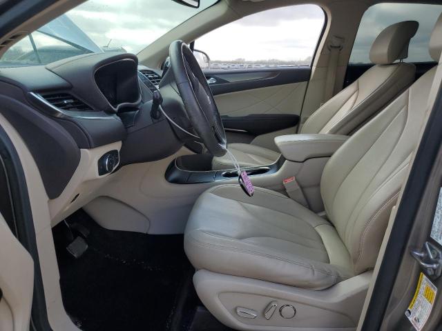Photo 7 from auction – 2017 LINCOLN MKC PREMIE with VIN 5LMCJ1C92HUL13140