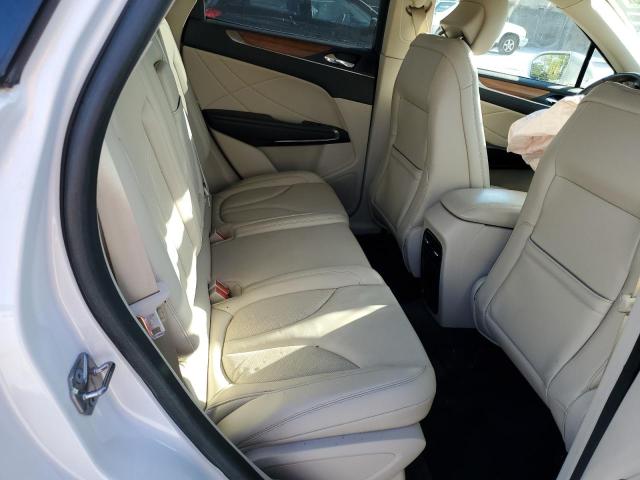 Photo 10 from auction – 2017 LINCOLN MKC SELECT with VIN 5LMCJ2D91HUL45730