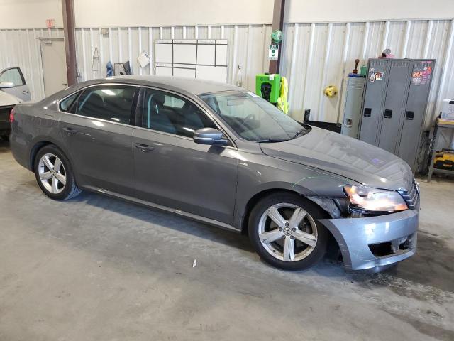 Photo 4 from auction – 2014 VOLKSWAGEN PASSAT S with VIN 1VWAS7A3XEC037785