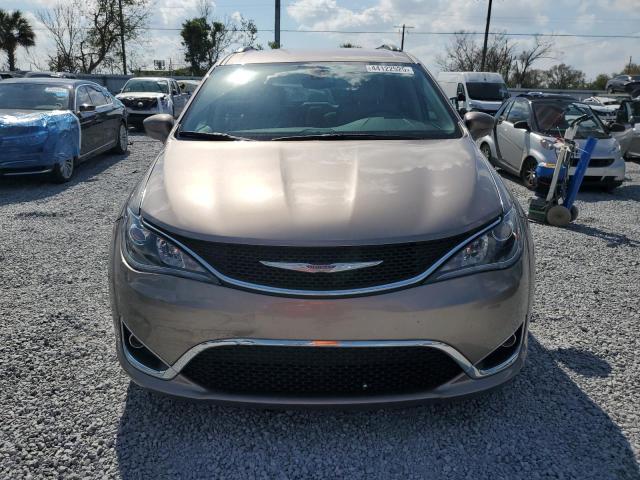 Photo 5 from auction – 2017 CHRYSLER PACIFICA T with VIN 2C4RC1EG9HR585124