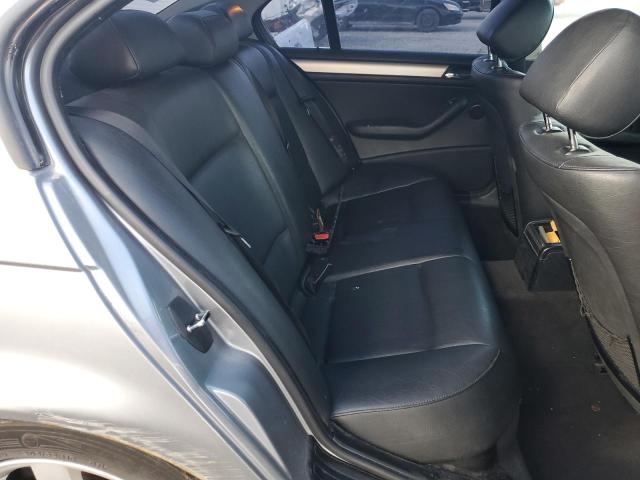 Photo 10 from auction – 2004 BMW 325 I with VIN WBAET37474NJ95589