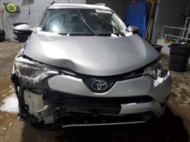 Photo 5 from auction – 2018 TOYOTA RAV4 ADVEN with VIN JTMRFREV3JJ197952