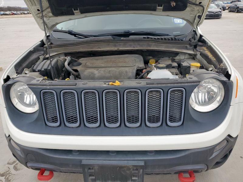 Photo 11 from auction – 2016 JEEP RENEGADE T with VIN ZACCJBCT8GPC47881