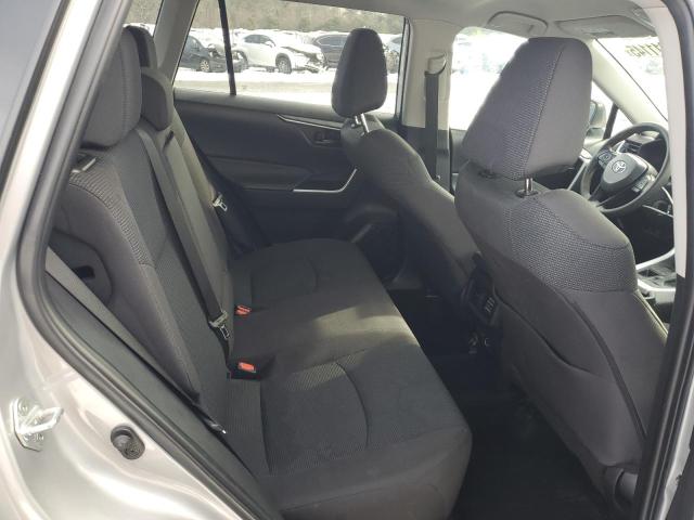 Photo 11 from auction – 2022 TOYOTA RAV4 LE with VIN 2T3F1RFV2NW311222