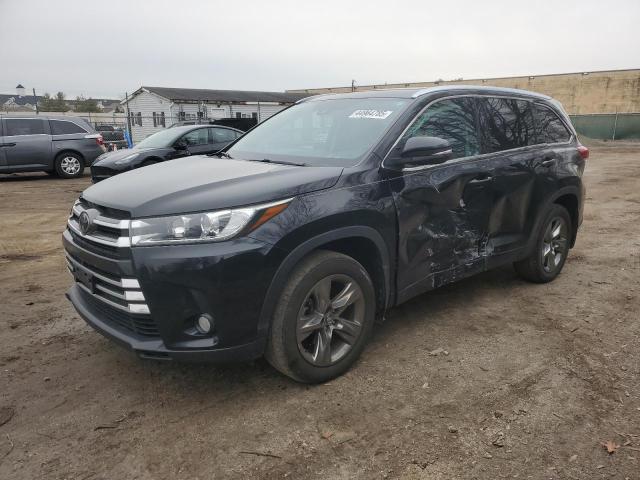 TOYOTA HIGHLANDER 2018 with VIN 5TDDZRFH0JS873870 - Photo from auction