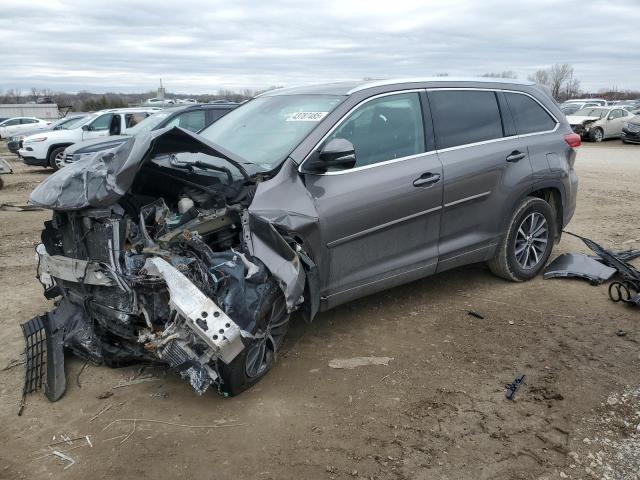 TOYOTA HIGHLANDER 2017 with VIN 5TDJZRFH6HS508056 - Photo from auction