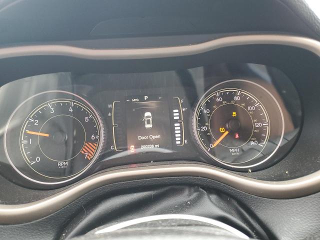 Photo 9 from auction – 2015 JEEP CHEROKEE L with VIN 1C4PJLCB1FW700142