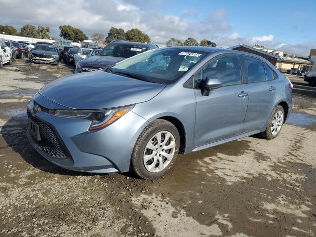 TOYOTA COROLLA LE 2022 with VIN 5YFEPMAE5NP354595 - Photo from auction