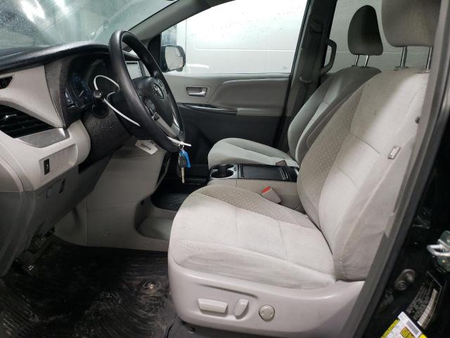 Photo 7 from auction – 2018 TOYOTA SIENNA LE with VIN 5TDKZ3DC7JS917150