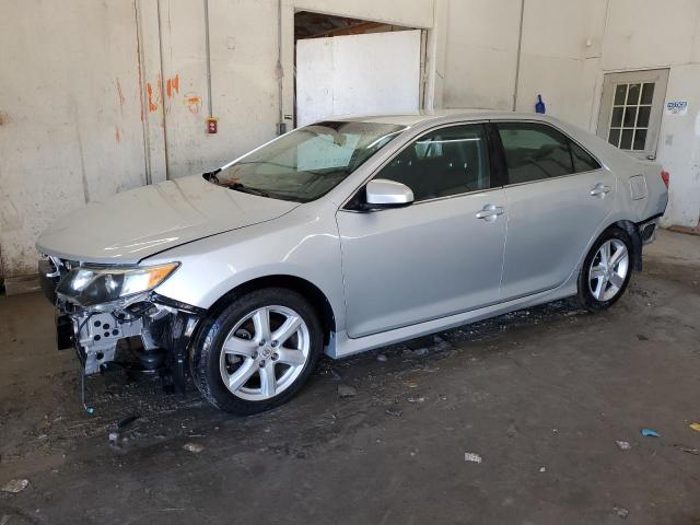 TOYOTA CAMRY BASE 2012 z numerem VIN 4T1BF1FK0CU195404 - Zdjęcie z aukcji