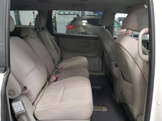 Photo 11 from auction – 2015 KIA SEDONA LX with VIN KNDMB5C17F6056360