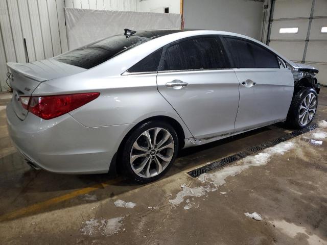 Photo 3 from auction – 2013 HYUNDAI SONATA SE with VIN 5NPEC4AB6DH664087