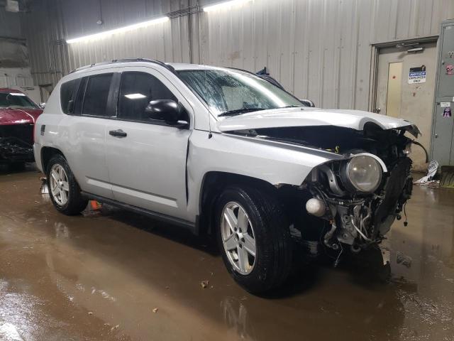 Photo 4 from auction – 2007 JEEP COMPASS with VIN 1J8FF47W57D193557