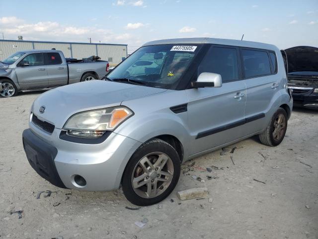 KIA SOUL + 2011 with VIN KNDJT2A21B7711840 - Photo from auction