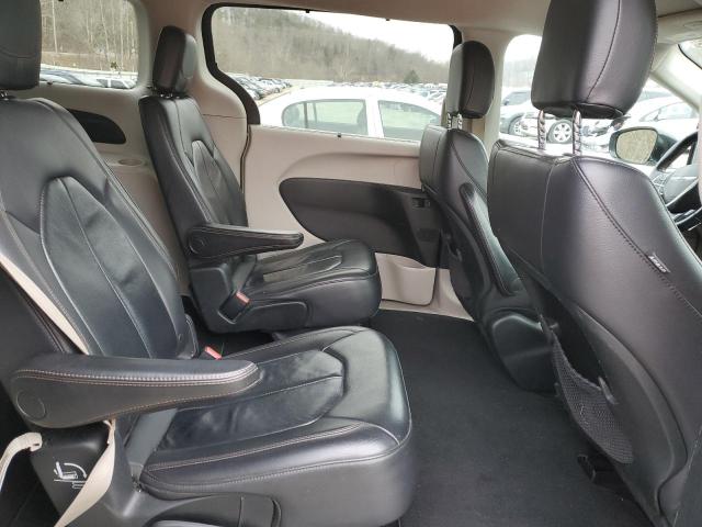 Photo 11 from auction – 2017 CHRYSLER PACIFICA T with VIN 2C4RC1BG3HR762982