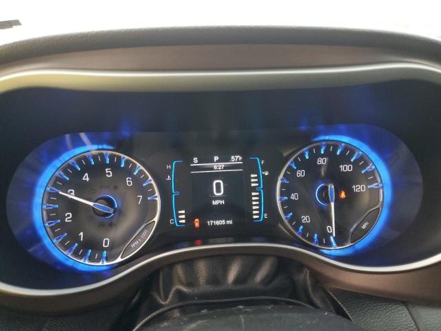 Photo 9 from auction – 2017 CHRYSLER PACIFICA T with VIN 2C4RC1BG7HR611370