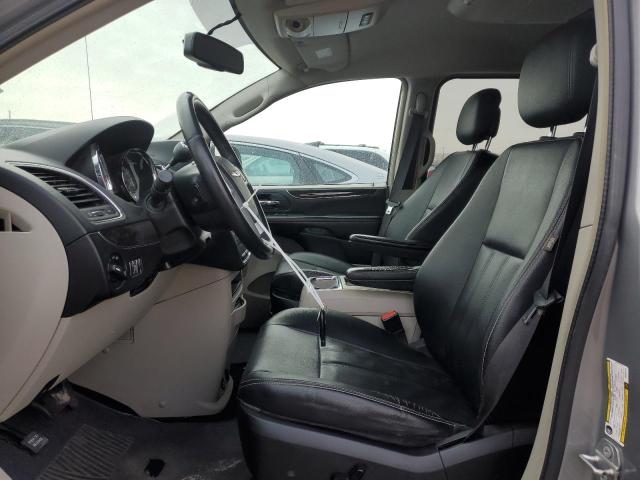 Photo 7 from auction – 2016 CHRYSLER TOWN & COU with VIN 2C4RC1BG2GR281913