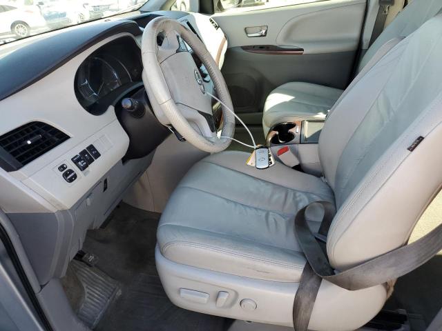 Photo 7 from auction – 2014 TOYOTA SIENNA XLE with VIN 5TDYK3DCXES503686