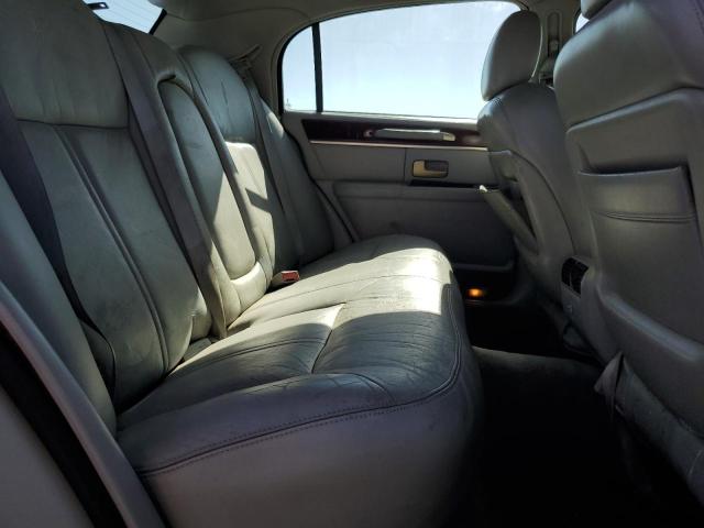 Photo 10 from auction – 2004 LINCOLN TOWN CAR U with VIN 1LNHM83WX4Y629175