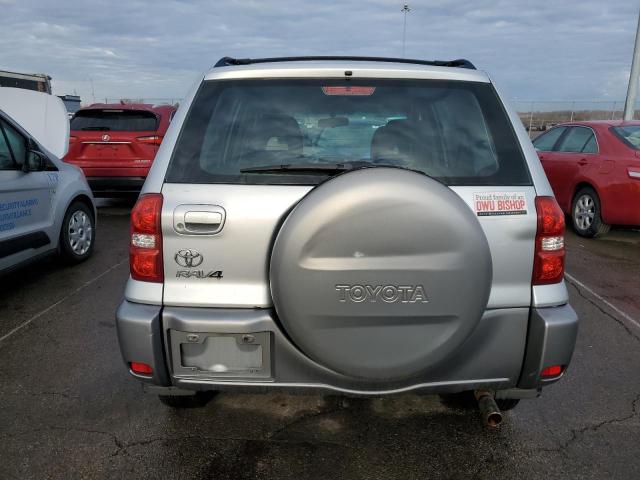 Foto 6 de la subasta – 2004 TOYOTA RAV4 con VIN JTEGD20VX40025984