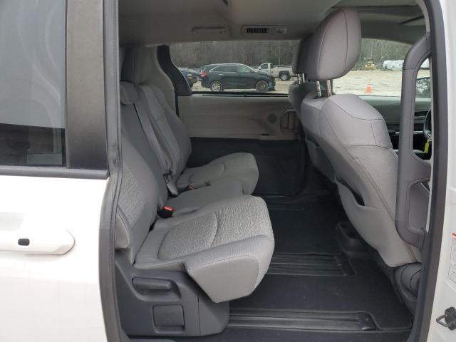 Photo 11 from auction – 2021 TOYOTA SIENNA LE with VIN 5TDBRKEC5MS015075