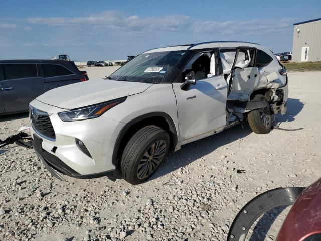 TOYOTA HIGHLANDER 2021 with VIN 5TDFARAH5MS005262 - Photo from auction