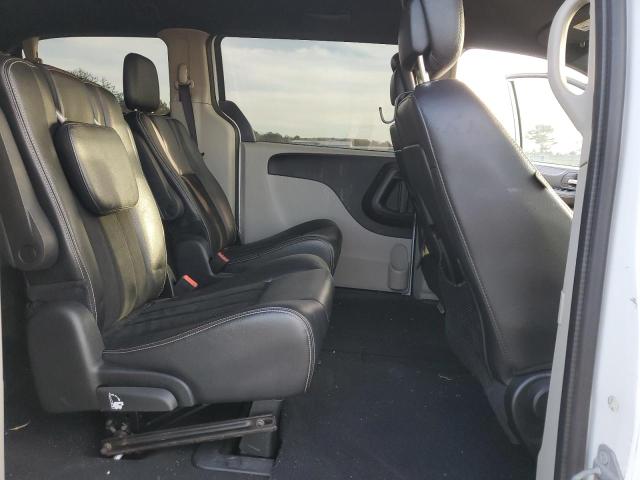 Photo 11 from auction – 2017 DODGE GRAND CARA with VIN 2C4RDGCG0HR742185