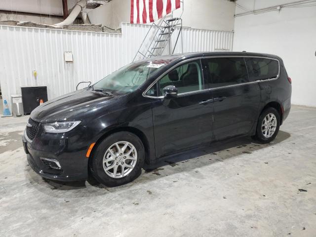 CHRYSLER PACIFICA T 2024 with VIN 2C4RC1BG0RR136582 - Photo from auction