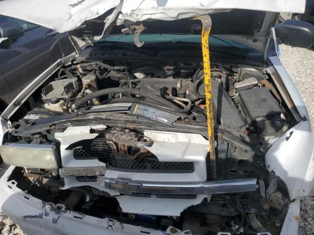 Photo 12 from auction – 2003 CHEVROLET BLAZER with VIN 1GNDT13X53K143582