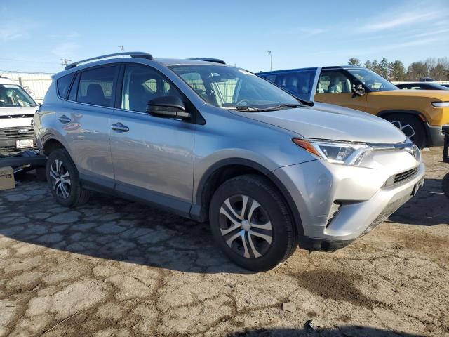 Photo 4 from auction – 2017 TOYOTA RAV4 LE with VIN 2T3BFREV3HW650187